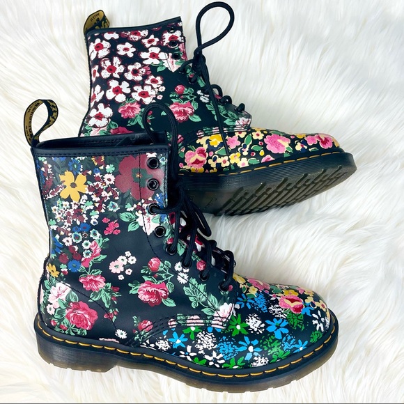 SOLD OUT Dr Martens 1460 Pascal Floral Mash Up Lace Up Black Combat Boots Sz 9 - Picture 7 of 13